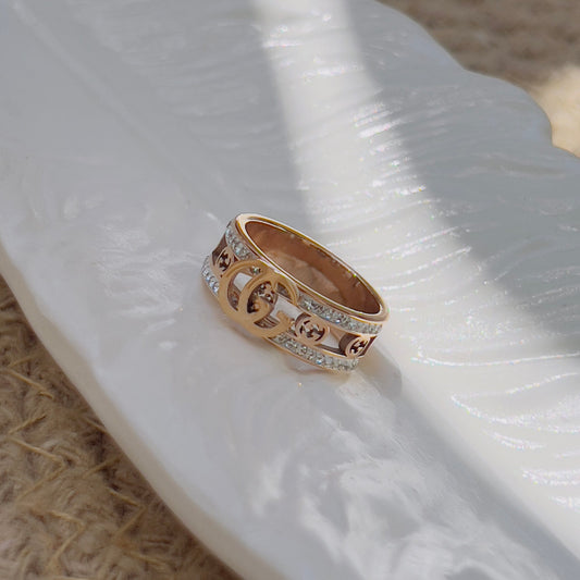 Luxury ring rose gold