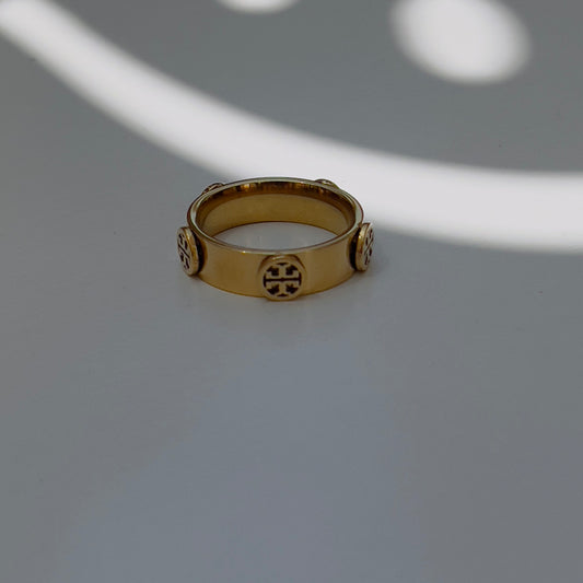 Tory ring