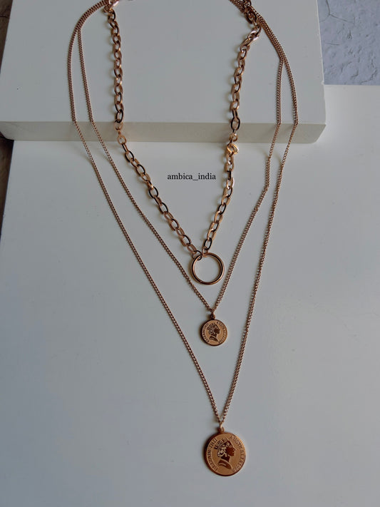 Queen layered necklace 1