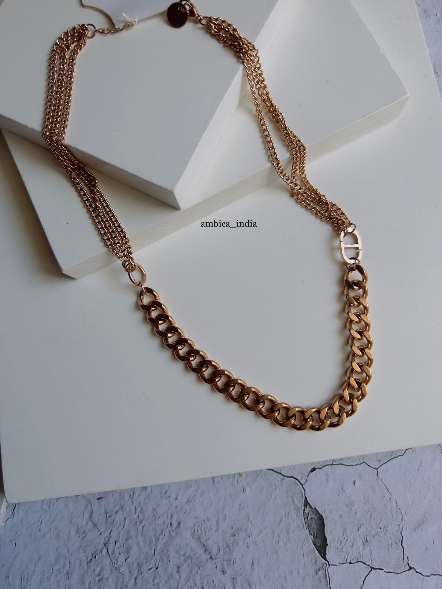 Dior links necklace