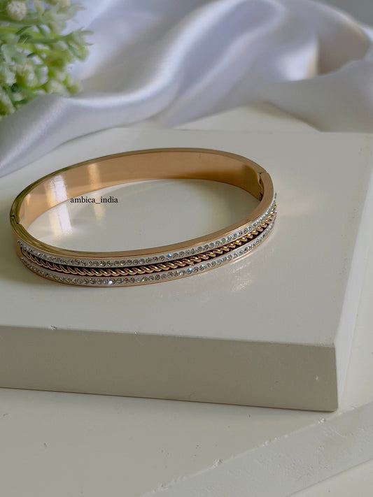 Studded line bracelet