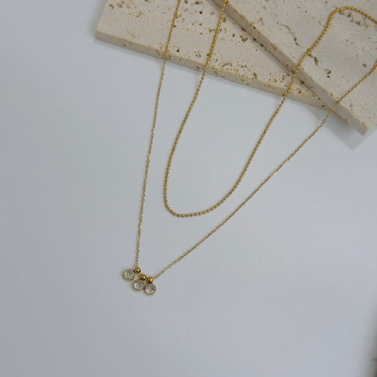 Tiny crystal necklace