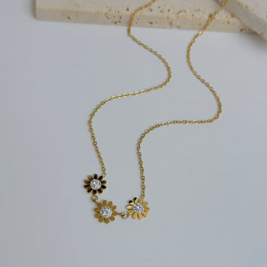 Flower necklace