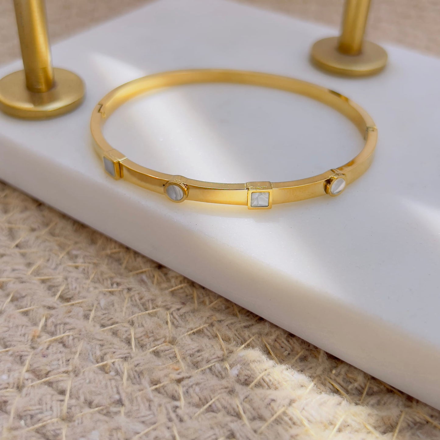 Round and square mother Pearl bracelet