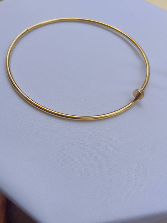 Nail choker