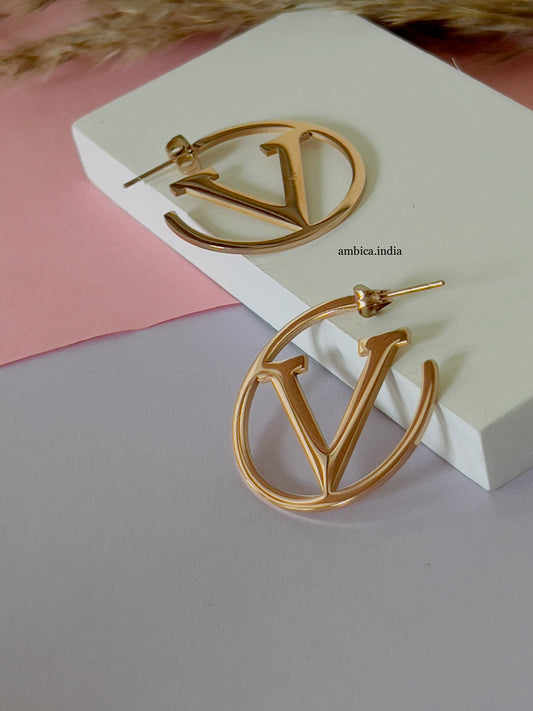 V hoops