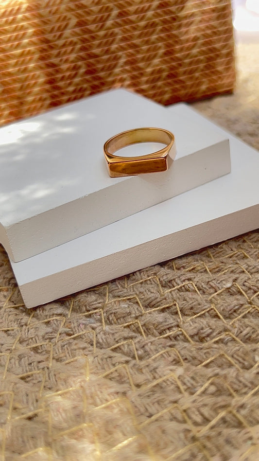 Statement  plain ring