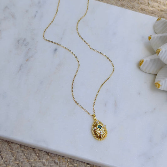 Green crystal necklace
