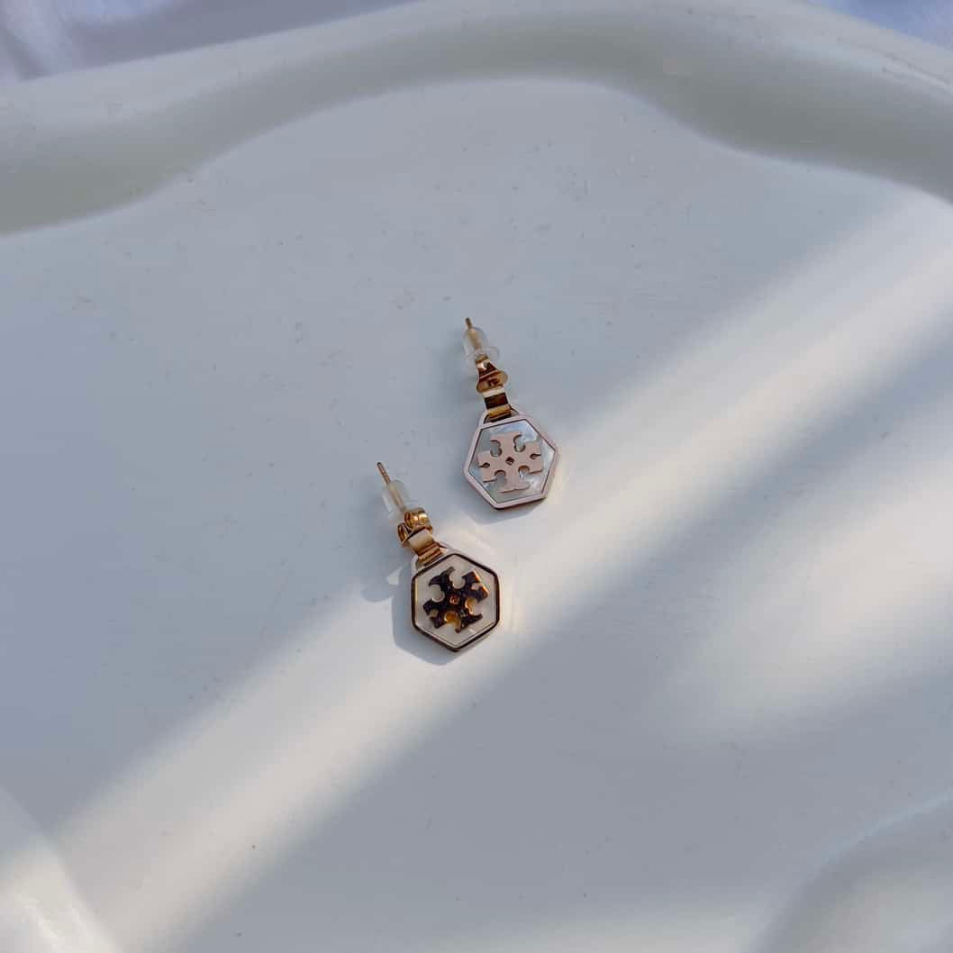 Tory white studs